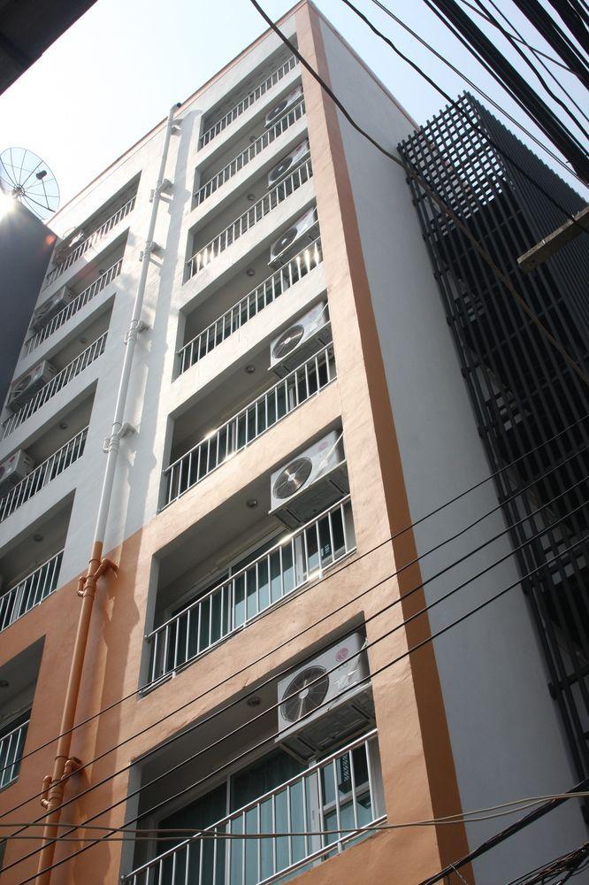 Klean Residence Hotel Bangkok Exteriör bild